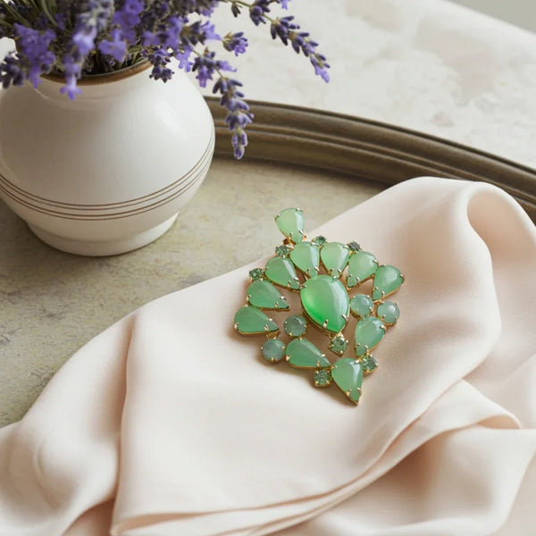 Vintage Grass Green Givre Glass Brooch