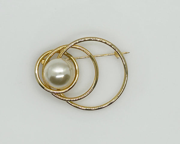 Circles Geometric Faux Pearl and Gold Brooch