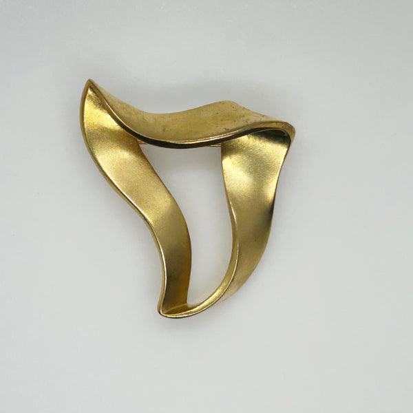 Vintage Abstract Gold Tone Heart Brooch