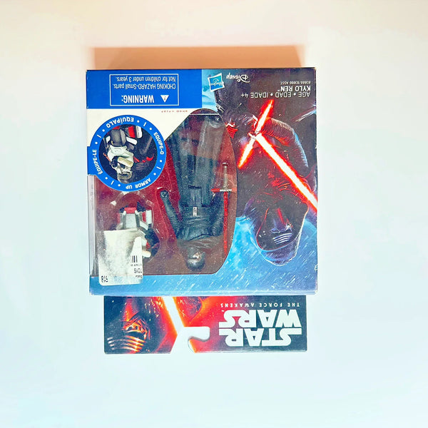 Experience the power of Star Wars: The Force Awakens with the Kylo Ren Armor Up 3.75-inch Action Figure by Hasbro. Featuring Snow Mission-themed armor and an extra accessory, this collectible was originally exclusive to Disney theme parks and select online stores.