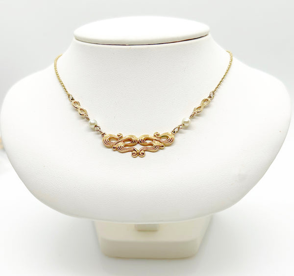 Demure Vintage Avon "Romantic Moments" Scroll Necklace (1982)
