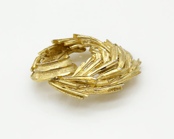 Vintage BSK Modernistic Gold Tone Swirl Brooch