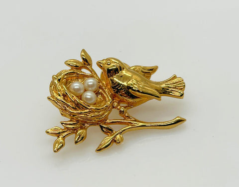 Charming Bird’s Nest with Eggs Pin - Lamoree’s Vintage