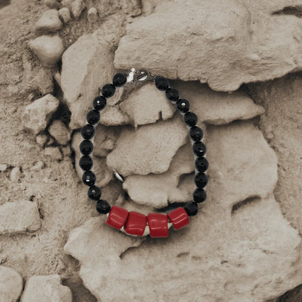 Chunky Red and Black Bead Necklace - Lamoree’s Vintage