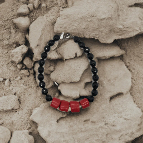 Chunky Red and Black Bead Necklace - Lamoree’s Vintage