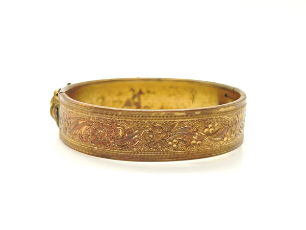 Discover our stunning Floral Bangle. This vintage-inspired, decorative gold bracelet adds an elegant touch to any outfit. Shop Lamoree’s Vintage now!