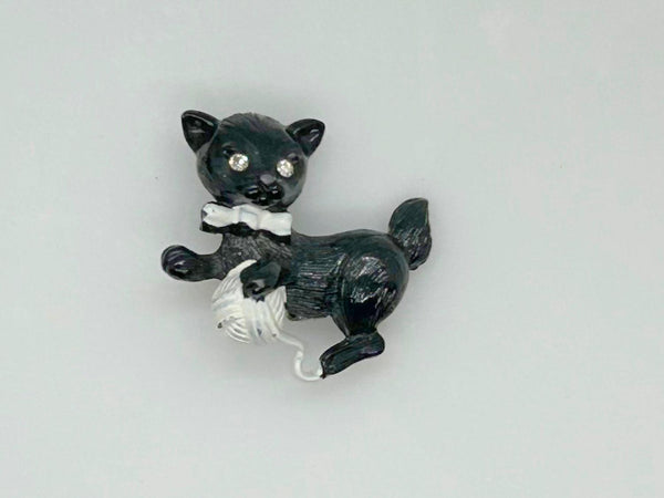 Vintage Gerry's Black Kitten with Yarn Brooch