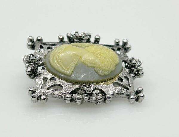 Charming Gray Cameo Brooch