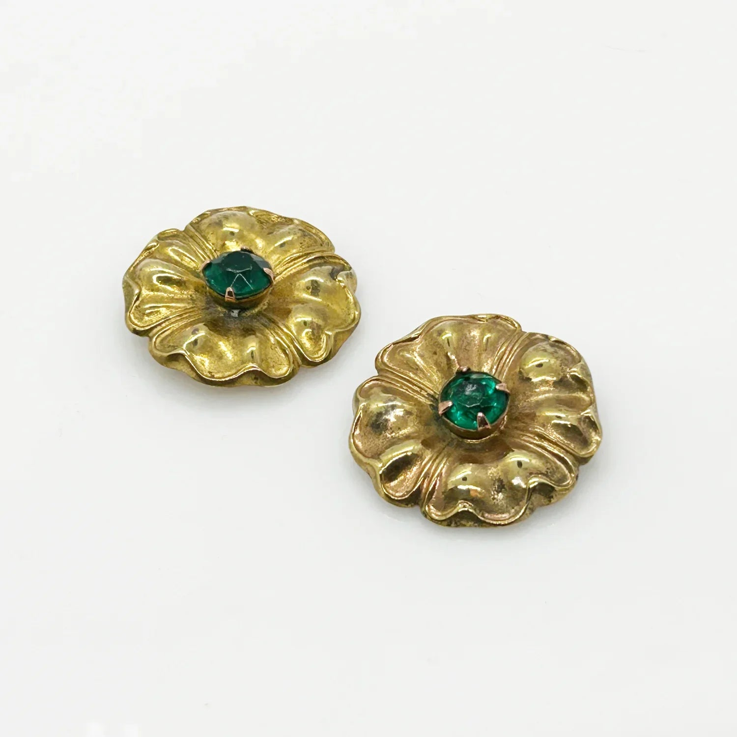 Vintage Floral Shoe Clips with Green Center Stones