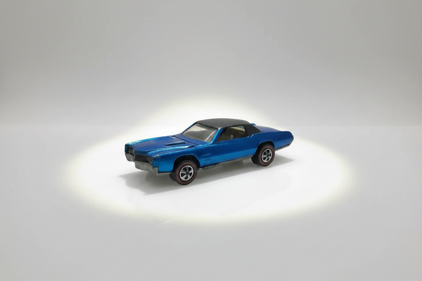1968 Hot Wheels Redline Custom Eldorado (Made in USA) - Spectraflame Blue