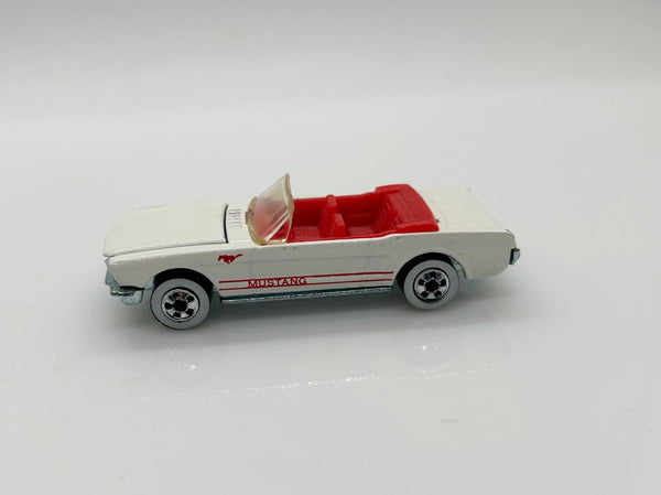 Hot Wheels White '65 Mustang Convertible (1989) - Lamoree’s Vintage