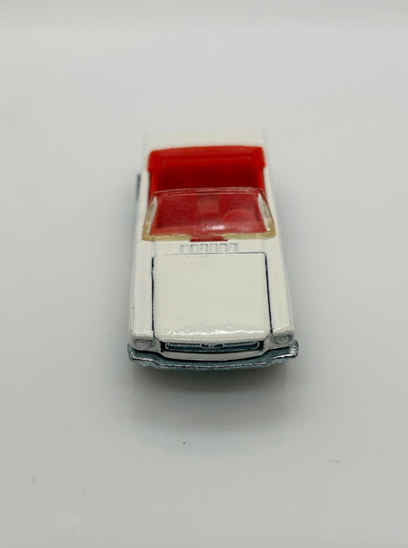 Hot Wheels White '65 Mustang Convertible (1989) - Lamoree’s Vintage