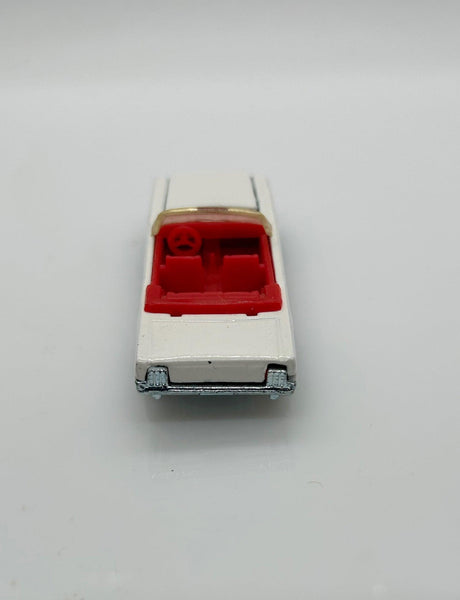 Hot Wheels White '65 Mustang Convertible (1989) - Lamoree’s Vintage