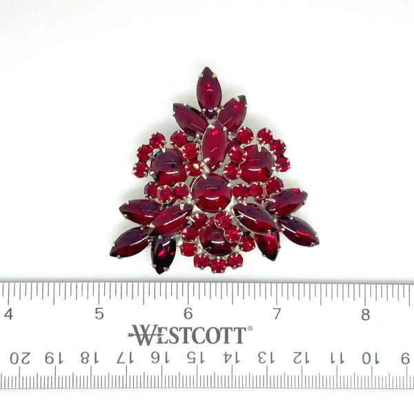 Vintage Juliana Luscious Red Cabochons Brooch