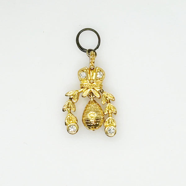 Regal Imperial Pendant with Sparkling Crown