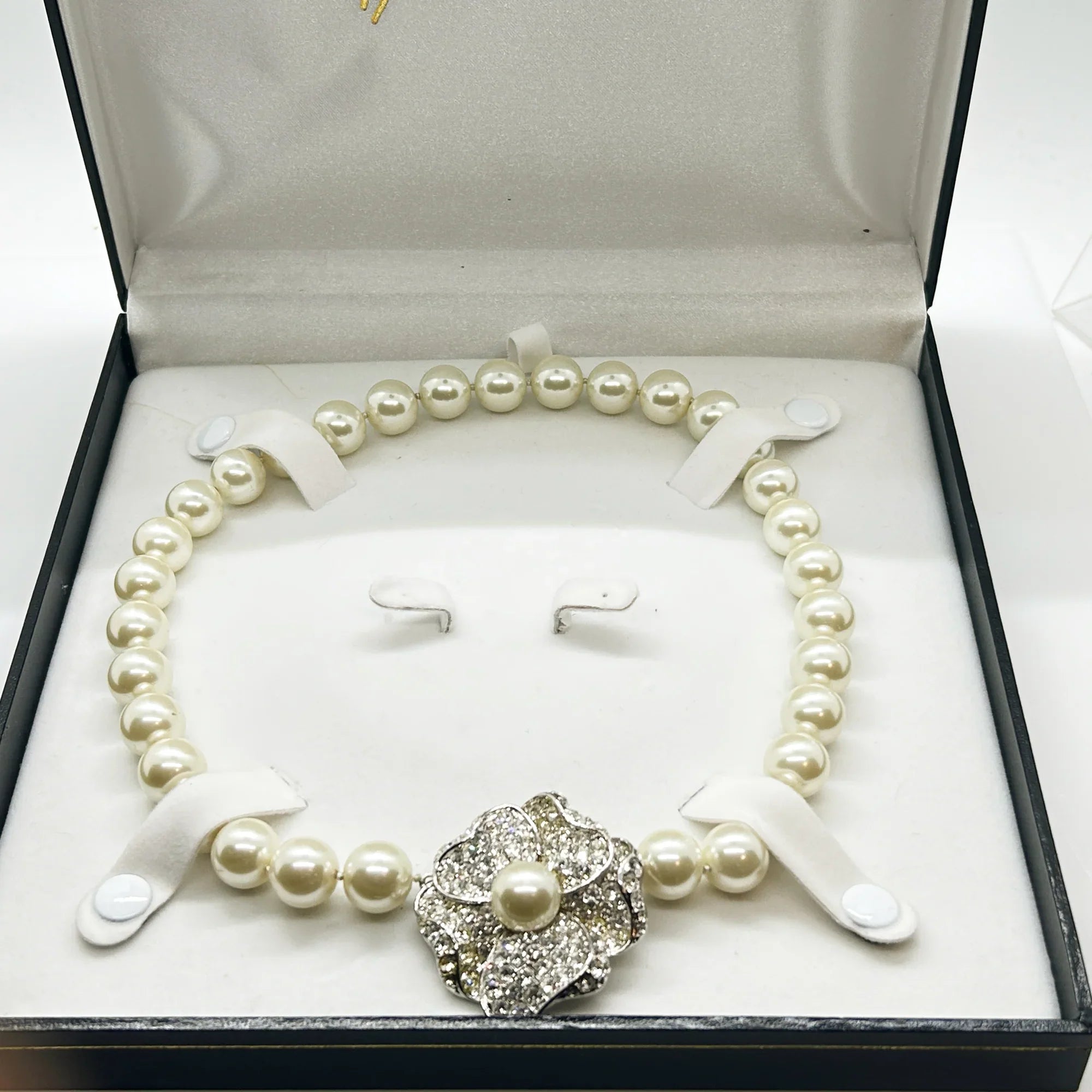 Kenneth Jay Lane Art Deco Style Faux Pearl Necklace with Sparkling Flower Clasp