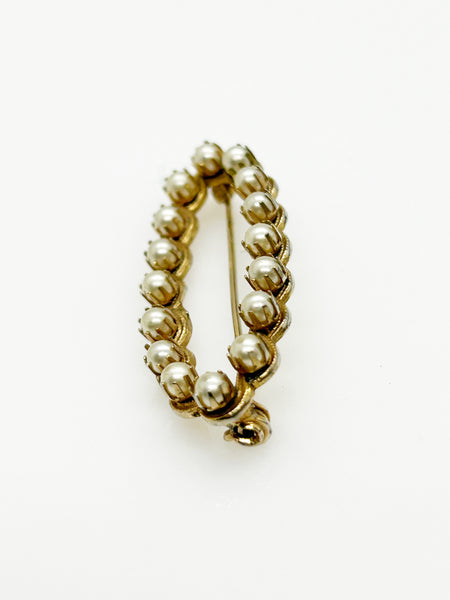 Elegant Vintage Marquise Shaped Faux Pearl Brooch