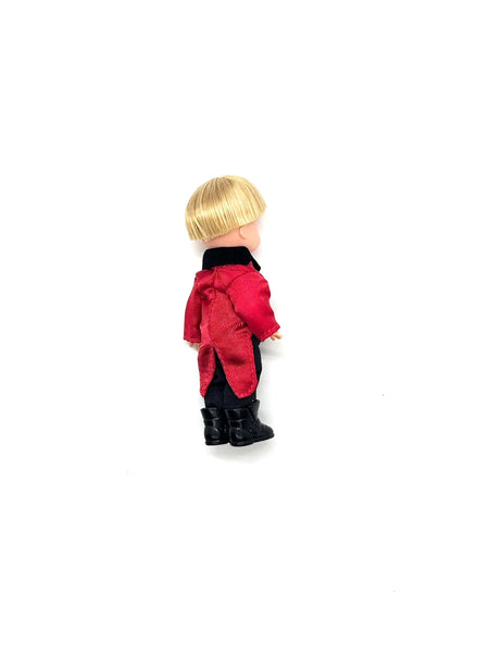 Perfect for Kelly Club collectors: our Mattel Tommy Circus Ringmaster(2000) offers vintage circus ringmaster charm. Shop today!