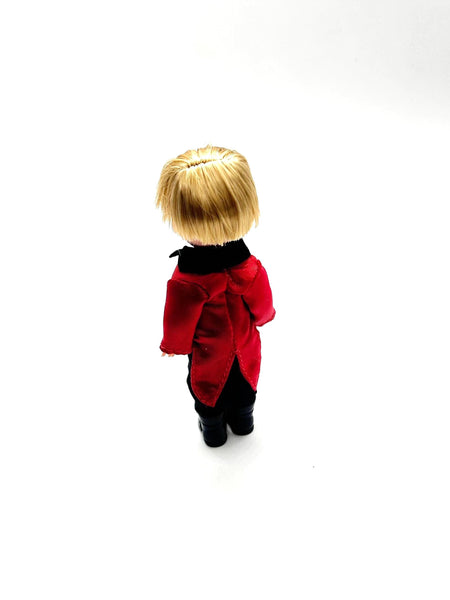 Perfect for Kelly Club collectors: our Mattel Tommy Circus Ringmaster(2000) offers vintage circus ringmaster charm. Shop today!