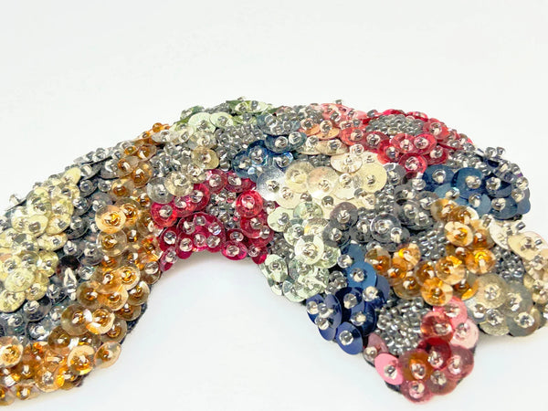 Measuring an impressive 5.25 inches long, this brooch offers a bold statement piece that can elevate any outfit—whether pinned on a jacket, scarf, or hat. Perfect for vintage lovers and those who appreciate unique accessories