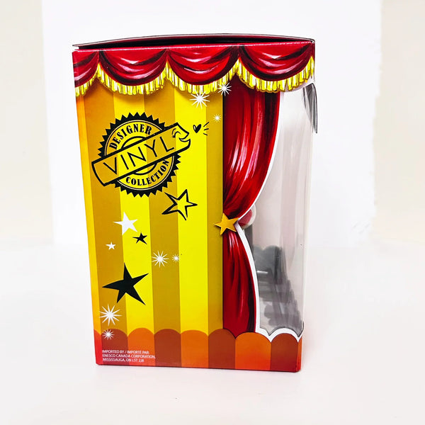 Perfect for Disney fans and collectors: our Disney Showcase Miss Mindy Snow White - The Evil Queen doll provides unique villain charm. Shop today!