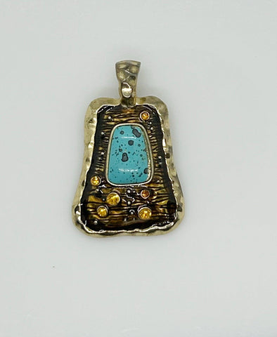 Unusual Pendant - Lamoree’s Vintage