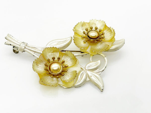 Unusual Vintage Plastic Blooms Flower Brooch - Lamoree’s Vintage