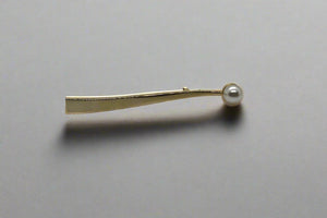 Vintage Long Bar Brooch with Faux Pearl End - Lamoree’s Vintage