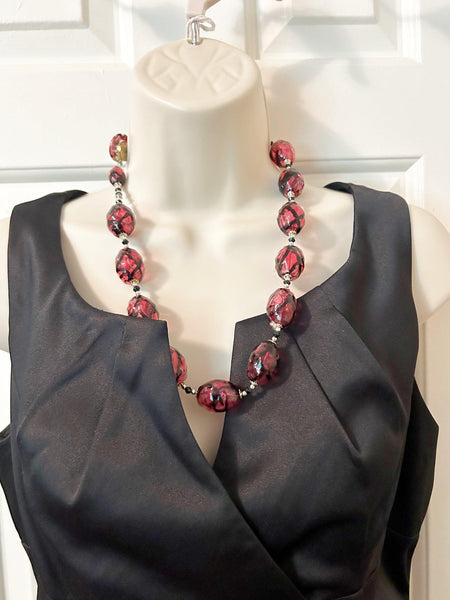 Vintage Magenta Striped Blown Glass Necklace - Lamoree’s Vintage