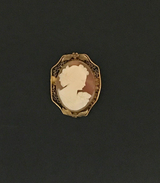 Vintage Shell Cameo Brooch - Lamoree’s Vintage