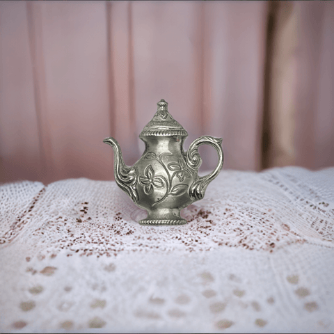Vintage Silver Tone Teapot Brooch - Lamoree’s Vintage