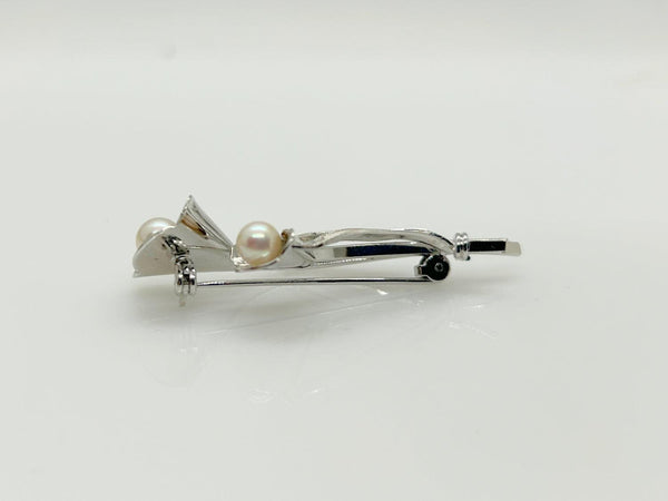 Vintage Sterling Silver Calla Lilly Shaped Brooch With Fresh Water Pearls - Lamoree’s Vintage