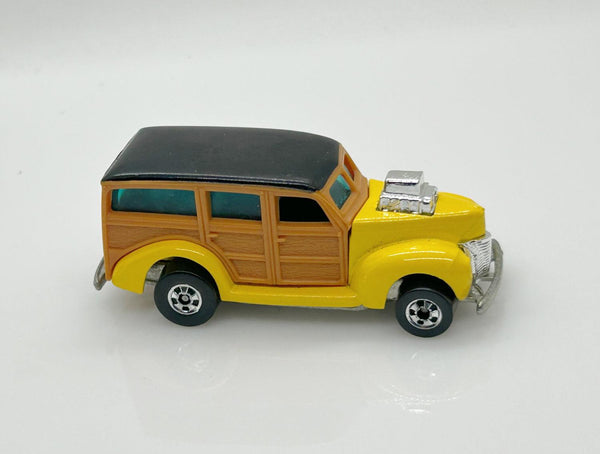 Hot Wheels Classics '40s Ford Yellow Woodie (1989)