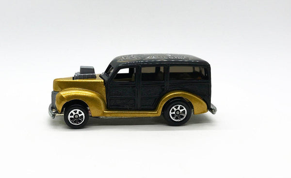 Hot Wheels Gold and Black '40 Woodie (2005) - Lamoree’s Vintage