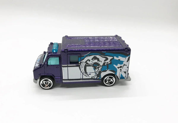 Hot Wheels Purple Sabertooth Van (1988) - Lamoree’s Vintage