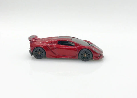 Hot Wheels Red Lamborghini Sesto Elemento (2019) - Lamoree’s Vintage