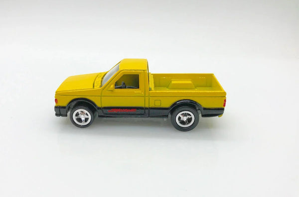 Johnny Lightning 1991 GMC Syclone - Lamoree’s Vintage