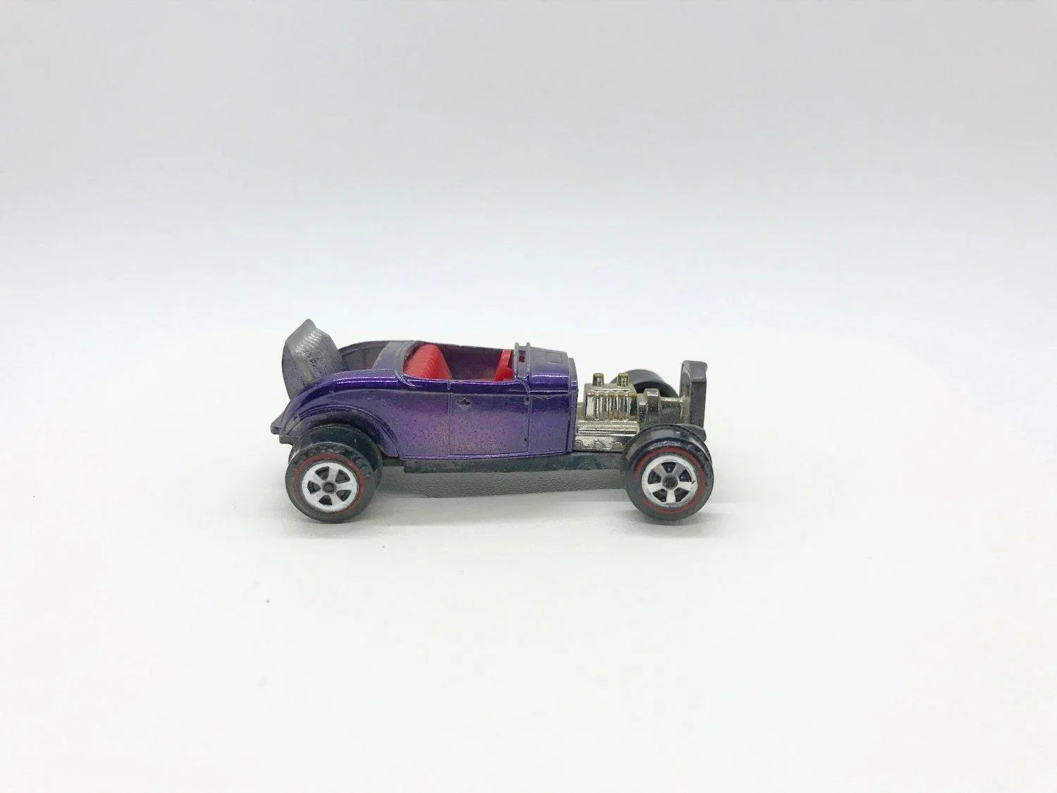 Johnny Lightning Topper Purple Redline Custom '32 Ford (1969) - Lamoree’s Vintage