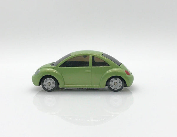 Maisto Pale Green Volkswagen New Beetle - Lamoree’s Vintage