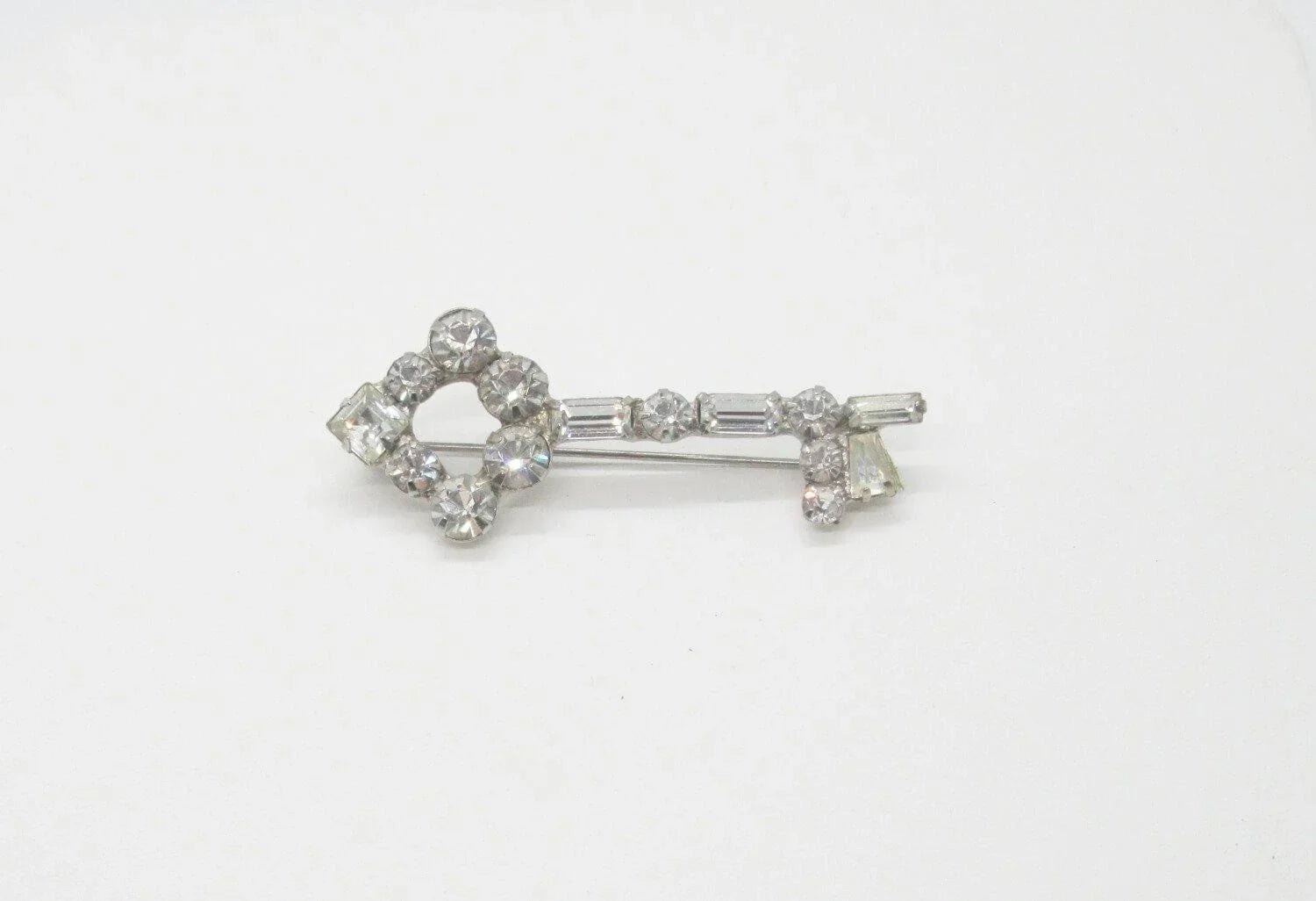 Sparkling Vintage Rhinestone Key Brooch - Lamoree’s Vintage