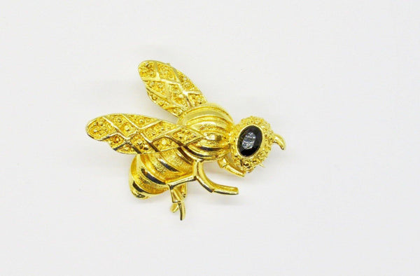 Vintage Gerry's Golden Bee Brooch with Great Detail - Lamoree’s Vintage